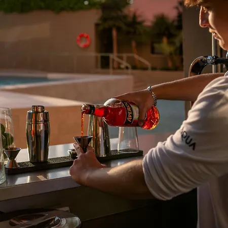 Aqua The Breeze (adults Only +18)