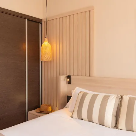 Aqua The Breeze (adults Only +18) Santa Susanna